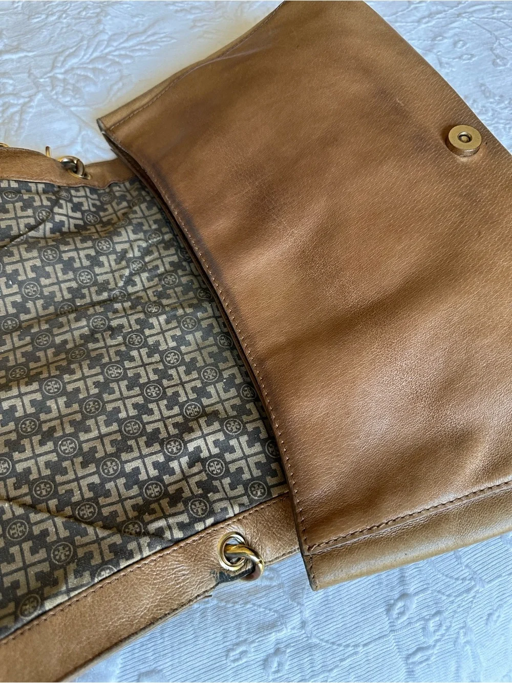 Tory Burch Tan Distressed Leather Shoulder Bag with Gold Logo Medallion